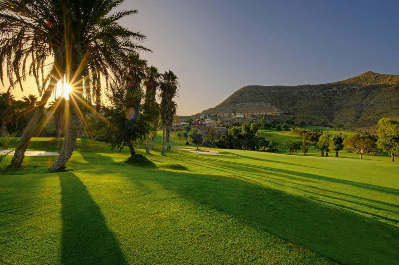 Sybarix Apartment: Precioso Apartamento Con Vistas Al Golf Y El Mar La Envia Eksteriør billede
